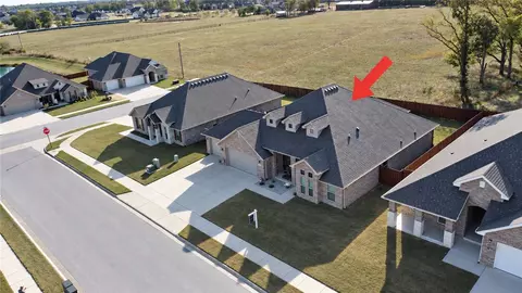 2311 Jazz Ave, Bentonville, AR 72712