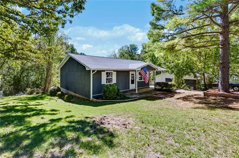 Exterior - 520 E Gordon Ave, Harrison, AR 72601 photo 8 of 9