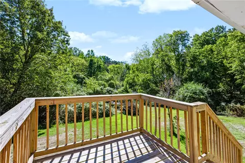 Exterior - 520 E Gordon Ave, Harrison, AR 72601 photo 7 of 9