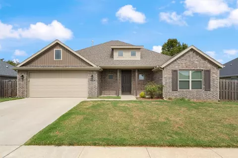 432 Tyler Rd, Farmington, AR 72730