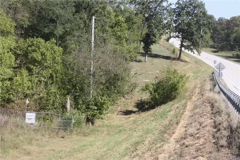 Undisclosed, Summit, AR 72677 photo 4