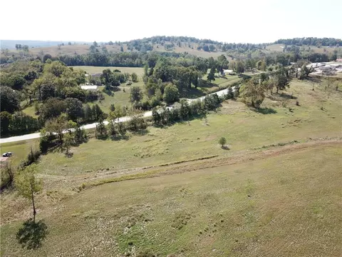 002 W Highway 62, Pyatt, AR 72672 photo 5