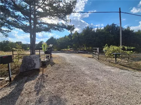 3369 County Road 219, Berryville, AR 72616