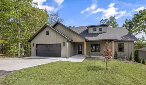 25 Salisbury Dr, Bella Vista, AR 72714