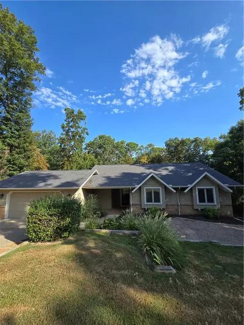 5 Winters Dr, Bella Vista, AR 72714
