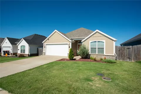 Exterior - 5336 Overcrest Ave, Springdale, AR 72764 photo 3 of 11