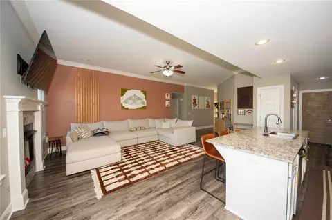 Living - 5336 Overcrest Ave, Springdale, AR 72764 photo 2 of 4