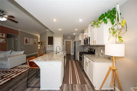 Kitchen - 5336 Overcrest Ave, Springdale, AR 72764 photo 3 of 3