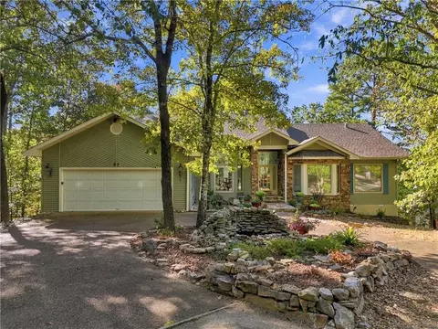 57 Soto Ln, Hot Springs Village, AR 71909
