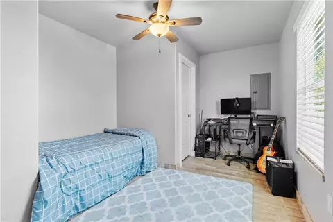 Bedroom - 575 Nc 1555, Compton, AR 72624 photo 1 of 7