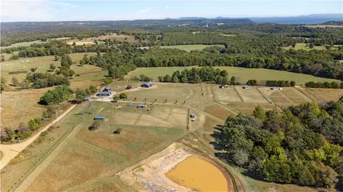 View/Area - 575 Nc 1555, Compton, AR 72624 photo 4 of 5
