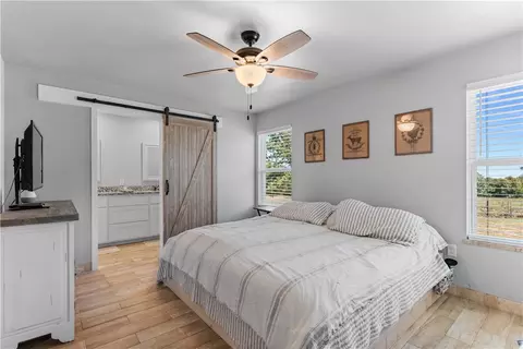 Bedroom - 575 Nc 1555, Compton, AR 72624 photo 7 of 7