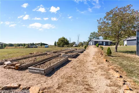 Exterior - 575 Nc 1555, Compton, AR 72624 photo 2 of 3
