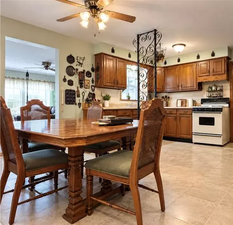 Kitchen - 2147 E Laurel St, Joplin, MO 64801 photo 1 of 2
