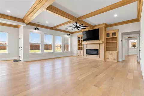 Living - 1580 Lariat Cir, Centerton, AR 72719 photo 1 of 5