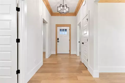 Entry Way - 1580 Lariat Cir, Centerton, AR 72719 photo 3 of 3