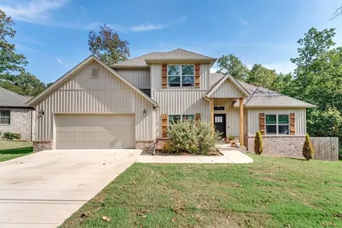 13 Shetland Dr, Bella Vista, AR 72715