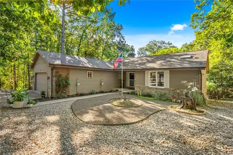 4 Alton Ln, Bella Vista, AR 72714