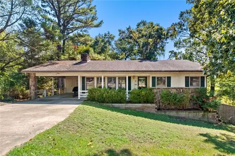 9 Harlow Dr, Bella Vista, AR 72715