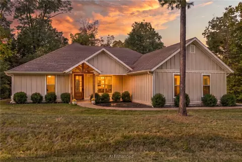 1 Flimby Cir, Bella Vista, AR 72714