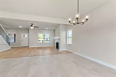 Living - 413 Ryder St, Gentry, AR 72734 photo 6 of 6