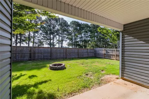 Exterior - 3707 S 1st Pl, Rogers, AR 72758 photo 3 of 5