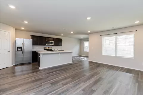 Living - 3707 S 1st Pl, Rogers, AR 72758 photo 1 of 3