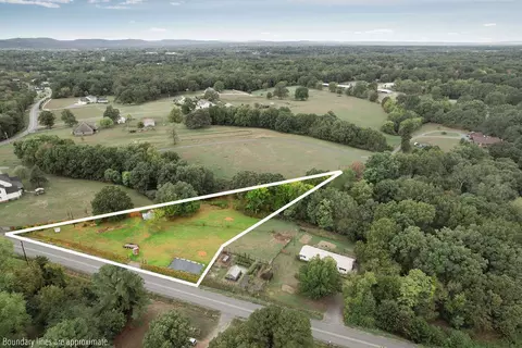 3017 N Adams Rd, Fayetteville, AR 72704