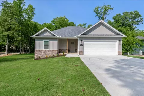 6 Ellwood Cir, Bella Vista, AR 72715