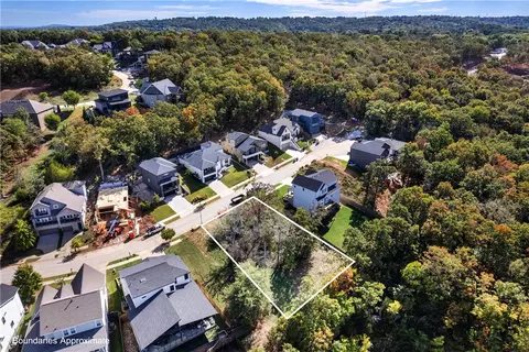 2257 Marks Mill Ln, Fayetteville, AR 72703