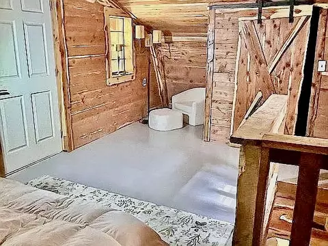 Bedroom - 258 Primitive Trl, Marshall, AR 72650 photo 1 of 6