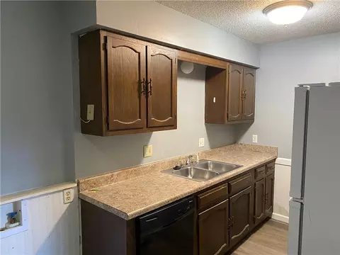624 Troy St, Harrison, AR 72601 photo 4