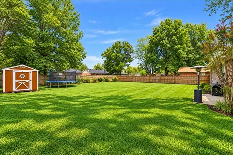 Exterior - 1104 Daline St, Springdale, AR 72762 photo 2 of 7