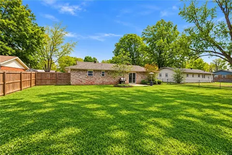 Exterior - 1104 Daline St, Springdale, AR 72762 photo 5 of 7