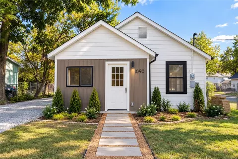 1090 S Washington Ave, Fayetteville, AR 72701