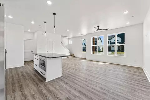 Living - 2609 W Berkeley Ave, Rogers, AR 72758 photo 6 of 8