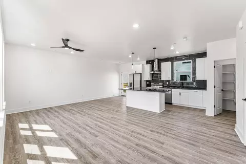 Living - 2609 W Berkeley Ave, Rogers, AR 72758 photo 4 of 8
