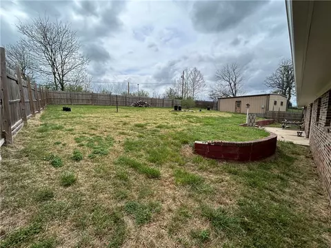 Exterior - 206 Roberta Dr, Harrison, AR 72601 photo 12 of 13