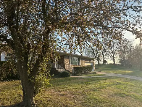 Exterior - 206 Roberta Dr, Harrison, AR 72601 photo 8 of 13