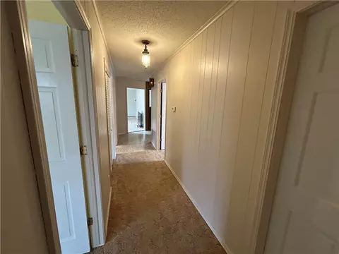 Entry Way - 206 Roberta Dr, Harrison, AR 72601 photo 3 of 3