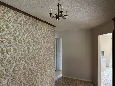 Entry Way - 206 Roberta Dr, Harrison, AR 72601 photo 1 of 3
