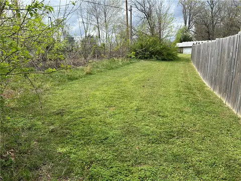 Exterior - 206 Roberta Dr, Harrison, AR 72601 photo 7 of 13