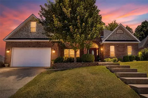 4006 NE Kensington Ave, Bentonville, AR 72712