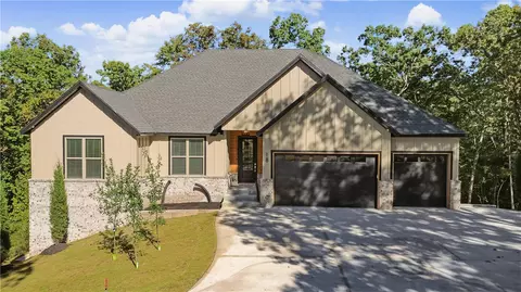 18 Moniave Ln, Bella Vista, AR 72715