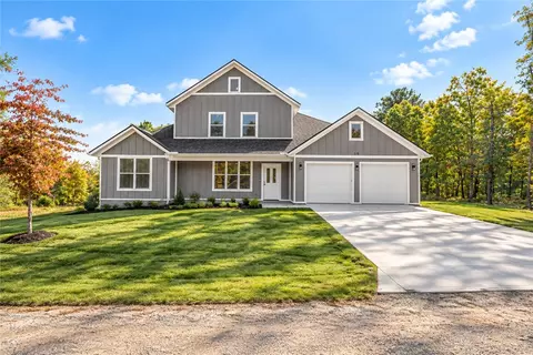 19 Lasswade Cir, Bella Vista, AR 72715