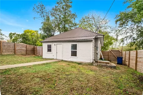 Other - 305 SW 4th Ave, Gravette, AR 72736 photo 4 of 5
