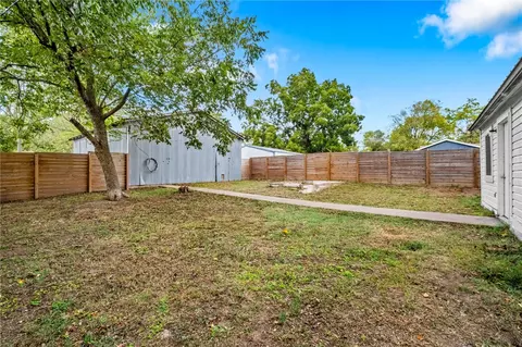 Exterior - 305 SW 4th Ave, Gravette, AR 72736 photo 3 of 3