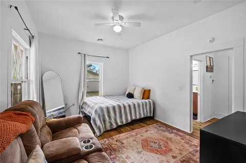 Bedroom - 305 SW 4th Ave, Gravette, AR 72736 photo 2 of 4
