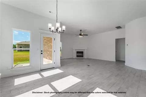 Living - 2640 Havencrest Ave, Centerton, AR 72712 photo 1 of 3