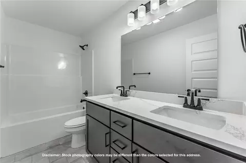 Bath - 2640 Havencrest Ave, Centerton, AR 72712 photo 1 of 7